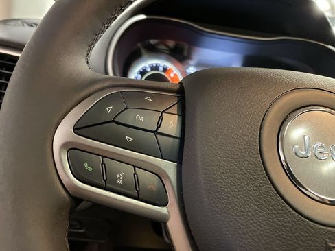 Used 2022 Jeep Cherokee Latitude Lux w/ Sun & Sound Group FWD image 31