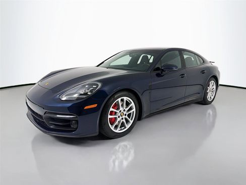 Used 2023 Porsche Panamera 4S image 1