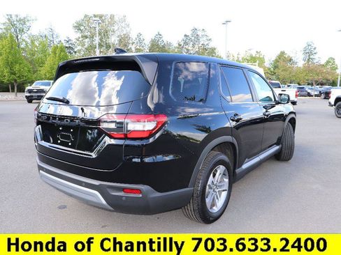 Used 2025 Honda Pilot EX-L image 7