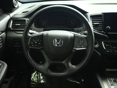 Used 2023 Honda Passport TrailSport image 34