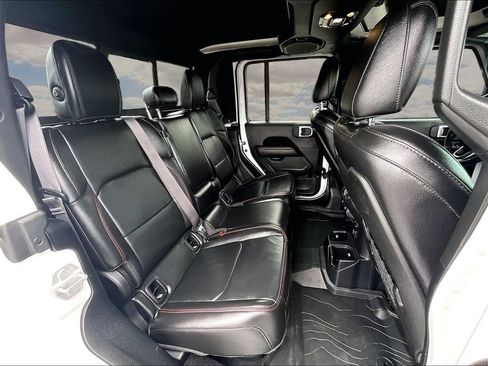 Used 2020 Jeep Gladiator Rubicon AWD/4WD image 26