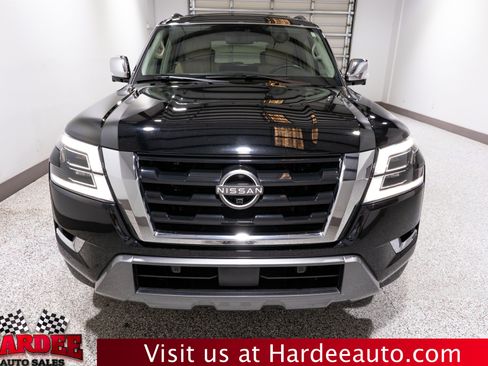 Used 2021 Nissan Armada Platinum w/ Captain's Chairs Package RWD image 7