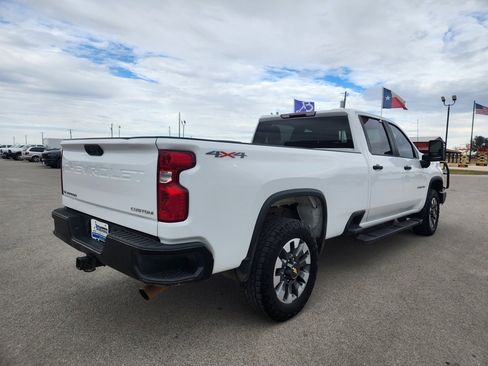 Used 2023 Chevrolet Silverado 2500 Custom w/ Custom Convenience Package image 5