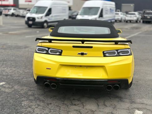 Used 2017 Chevrolet Camaro SS image 5