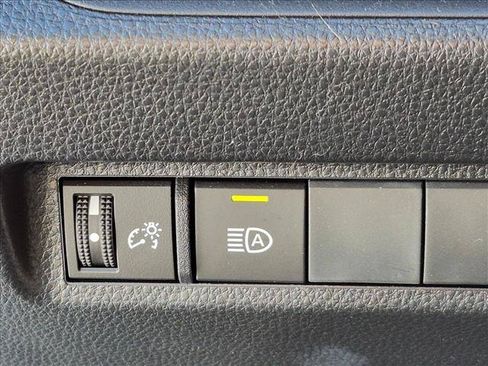 Used 2024 Toyota RAV4 XLE w/ Convenience Package AWD/4WD image 13