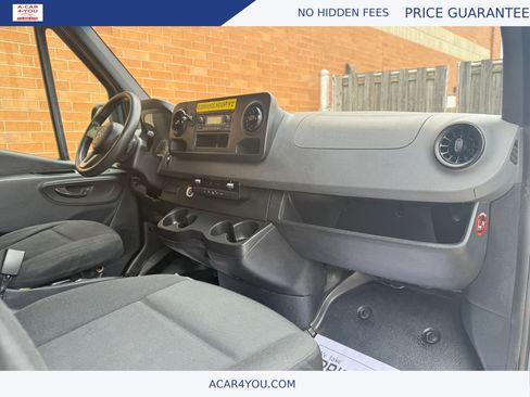 Used 2019 Mercedes-Benz Sprinter 170 image 13
