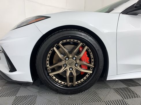 Used 2021 Chevrolet Corvette Stingray Preferred Cpe w/ Z51 Performance Package RWD image 12