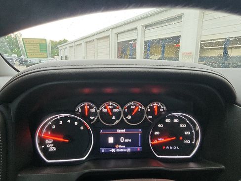 Used 2020 Chevrolet Silverado 1500 LTZ w/ LTZ Premium Package AWD/4WD image 13