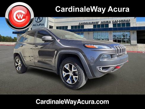 Used 2015 Jeep Cherokee Trailhawk w/ Comfort/Convenience Group image 1