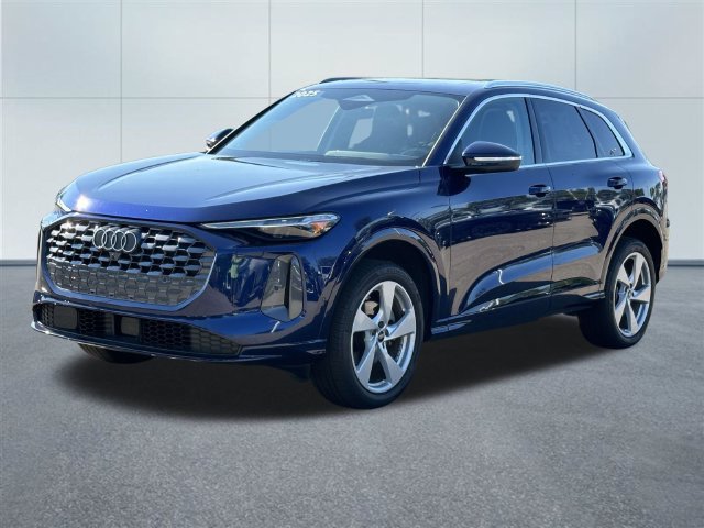 Used 2025 Audi Q5 Premium Plus w/ Premium Plus AWD/4WD image 10