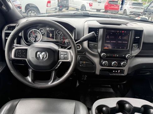 Used 2022 RAM 3500 Tradesman w/ Chrome Appearance Group AWD/4WD image 11