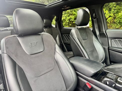 Used 2019 Ford Edge ST w/ Equipment Group 401A image 12