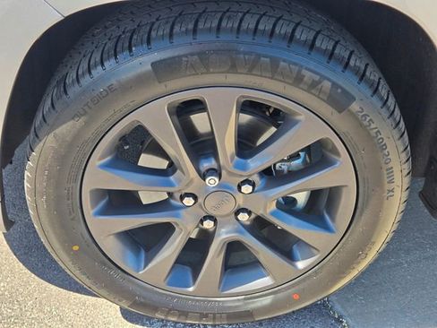 Used 2019 Jeep Grand Cherokee High Altitude AWD/4WD image 12