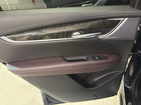 Used 2021 Cadillac XT6 Premium Luxury AWD/4WD image 26