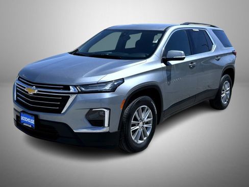 Certified 2023 Chevrolet Traverse LT AWD/4WD image 1