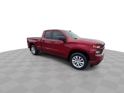 Certified 2021 Chevrolet Silverado 1500 Custom AWD/4WD image 2