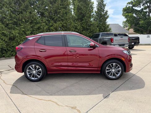 Used 2023 Buick Encore GX Select w/ Sport Touring Package FWD image 2
