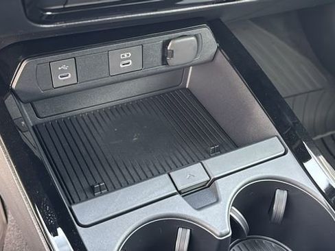 New 2026 Toyota Prius XLE image 23