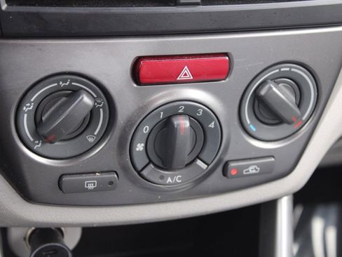 Used 2012 Subaru Forester 2.5X w/ Alloy Wheel Pkg image 32