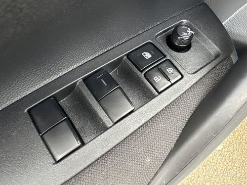 Certified 2025 Toyota Corolla LE image 27