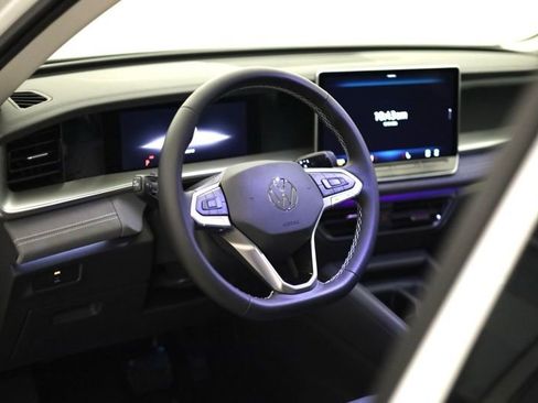 New 2026 Volkswagen Tiguan SE AWD/4WD image 12