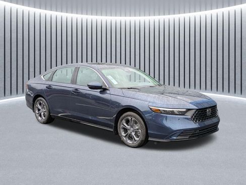 New 2026 Honda Accord EX-L image 2