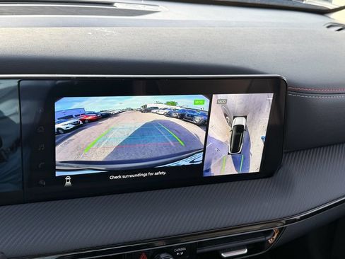 Certified 2025 Nissan Kicks SR FWD image 22