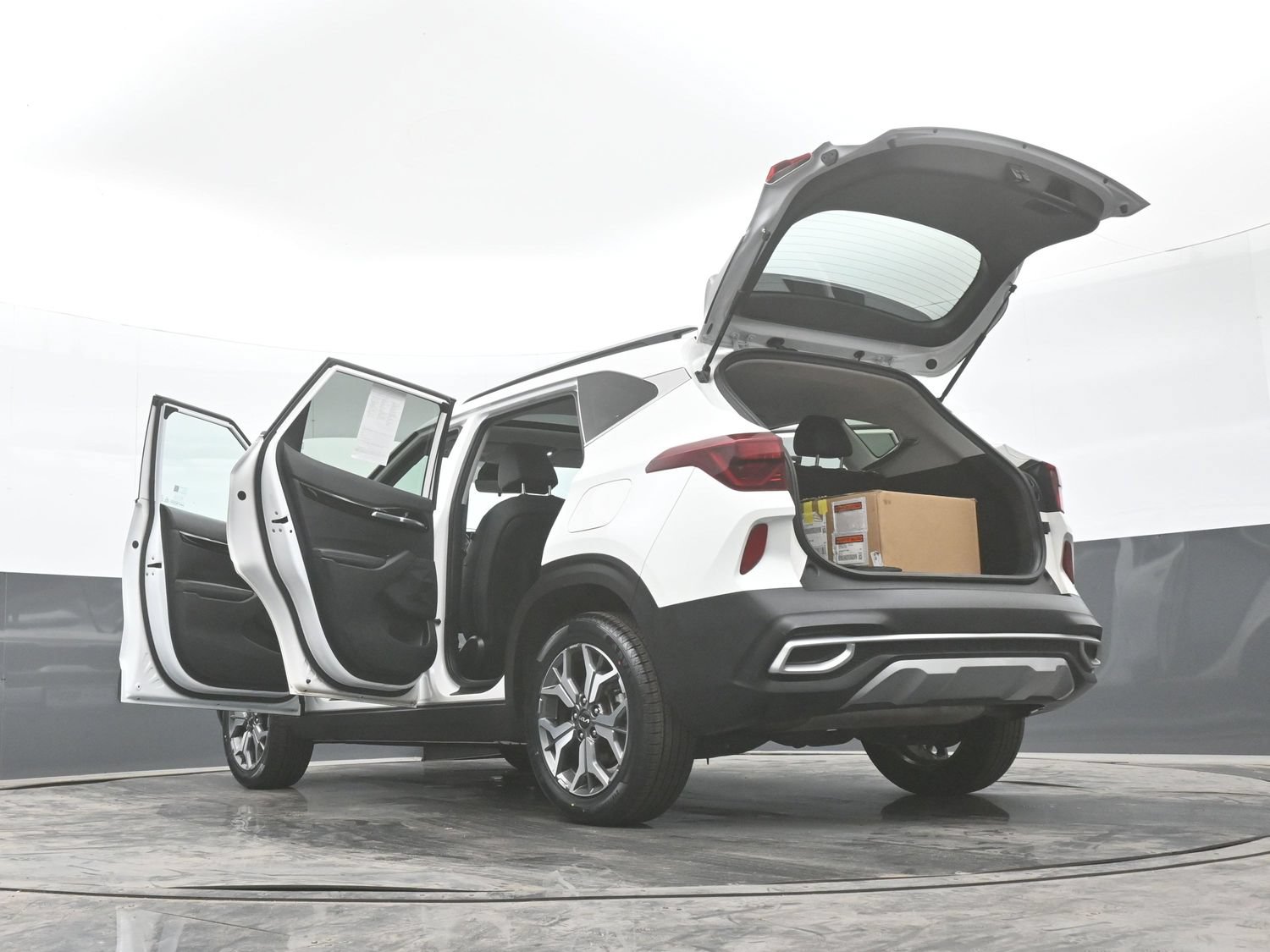 Used 2022 Kia Seltos EX AWD/4WD image 46