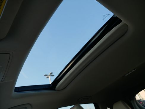 Used 2020 Acura MDX SH-AWD w/ Technology Package image 32