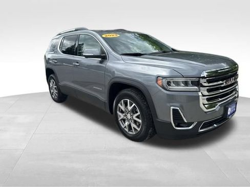 Used 2022 GMC Acadia SLT w/ Technology Package AWD/4WD image 9