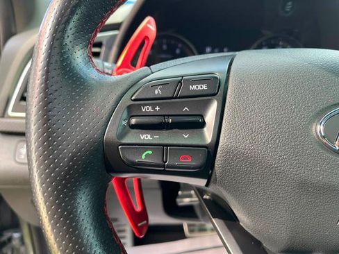 Used 2018 Hyundai Elantra Sport FWD image 31
