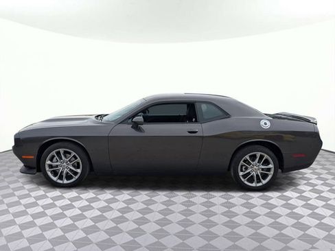 Used 2022 Dodge Challenger GT image 6
