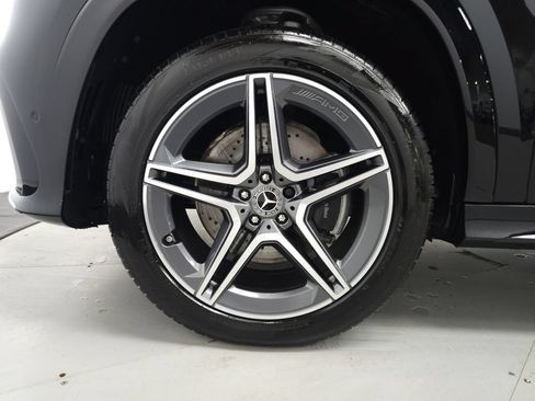 Used 2026 Mercedes-Benz GLS 450 4MATIC image 37
