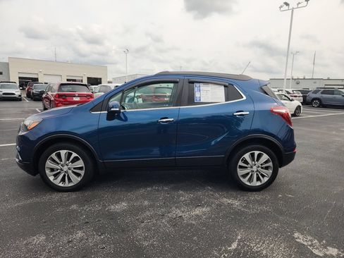 Used 2019 Buick Encore Preferred AWD/4WD image 3