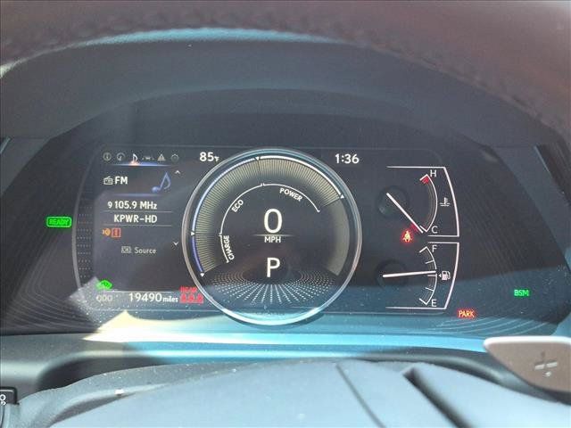 Used 2024 Lexus ES 300h w/ Premium Package FWD image 11