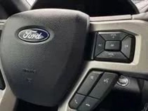 Used 2018 Ford F150 Platinum w/ Equipment Group 701A Luxury AWD/4WD image 24