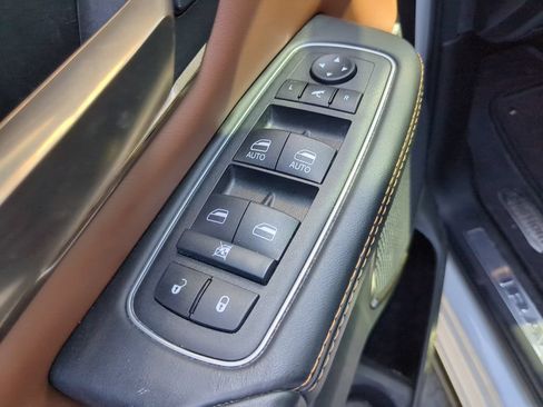 Used 2023 RAM 1500 Limited AWD/4WD image 18