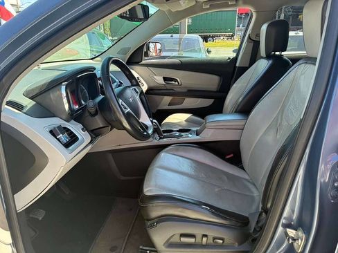 Used 2011 GMC Terrain SLT FWD image 2