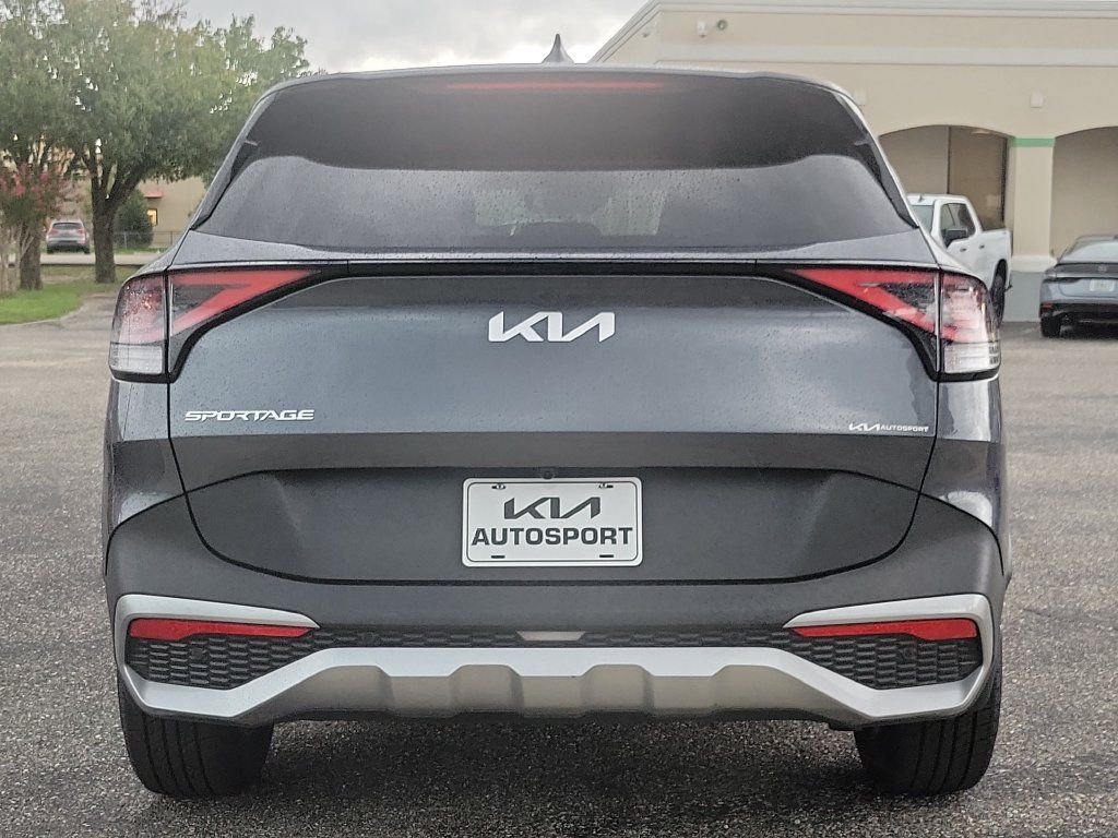 Used 2023 Kia Sportage EX FWD image 5