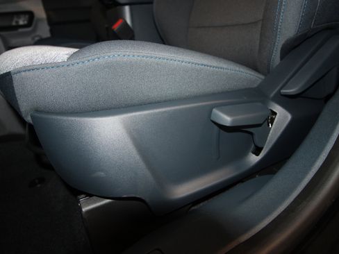 New 2025 Ford Maverick XLT w/ Equipment Group 301A image 6