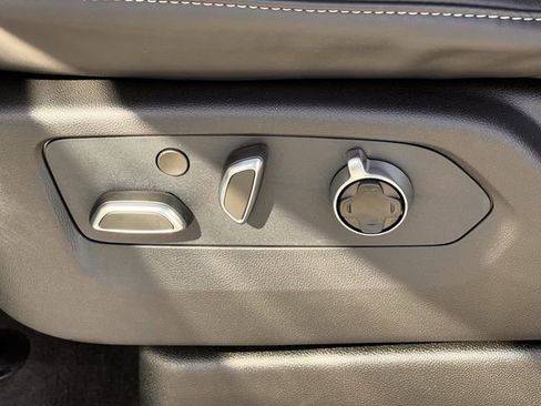 Certified 2026 Cadillac Escalade Platinum Sport image 28