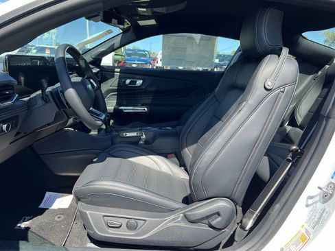 New 2025 Ford Mustang GT Premium w/ GT Performance Package image 13