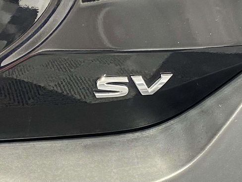 Used 2019 Nissan Kicks SV FWD image 9