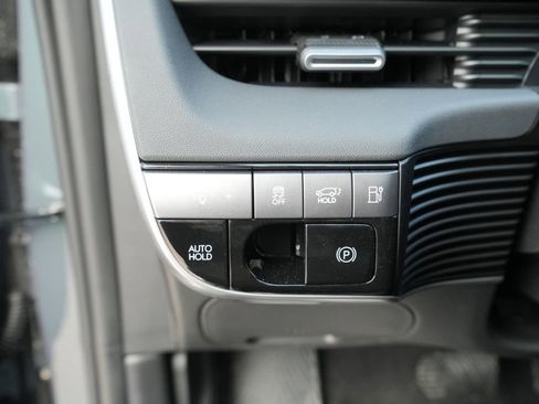 New 2026 Hyundai Ioniq 5 SEL image 26