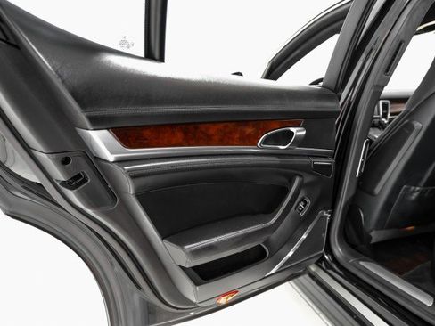 Used 2010 Porsche Panamera Turbo image 49