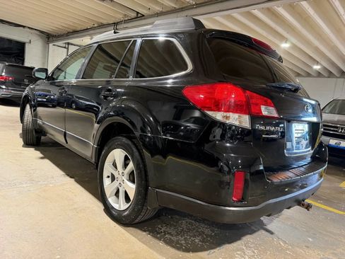 Used 2014 Subaru Outback 2.5i Limited AWD/4WD image 3