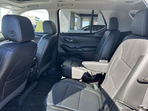 Used 2019 Chevrolet Traverse Premier w/ Redline Edition image 18