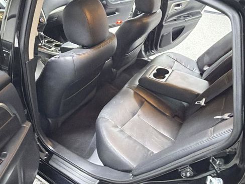 Used 2015 Nissan Altima 3.5 SL FWD image 29
