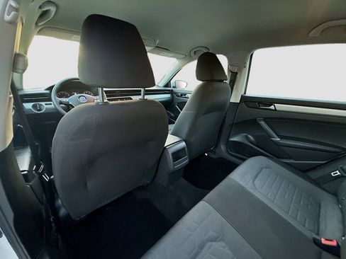 Used 2021 Volkswagen Passat 2.0T S image 23