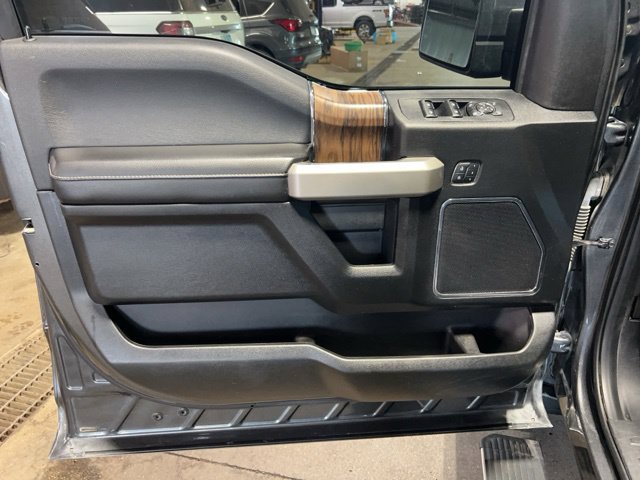 Used 2018 Ford F150 Lariat w/ Equipment Group 502A Luxury AWD/4WD image 23